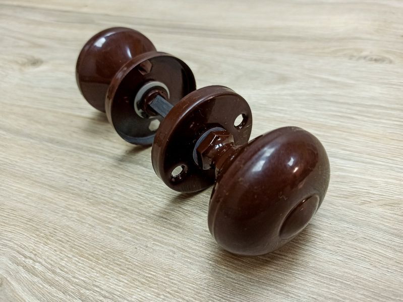 Ручка для межкомнатных дверей круглая (Коричневая) 2382506502 фото