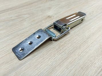 Засув бортовий середній P110x30 (Білий цинк) 2327171329 фото