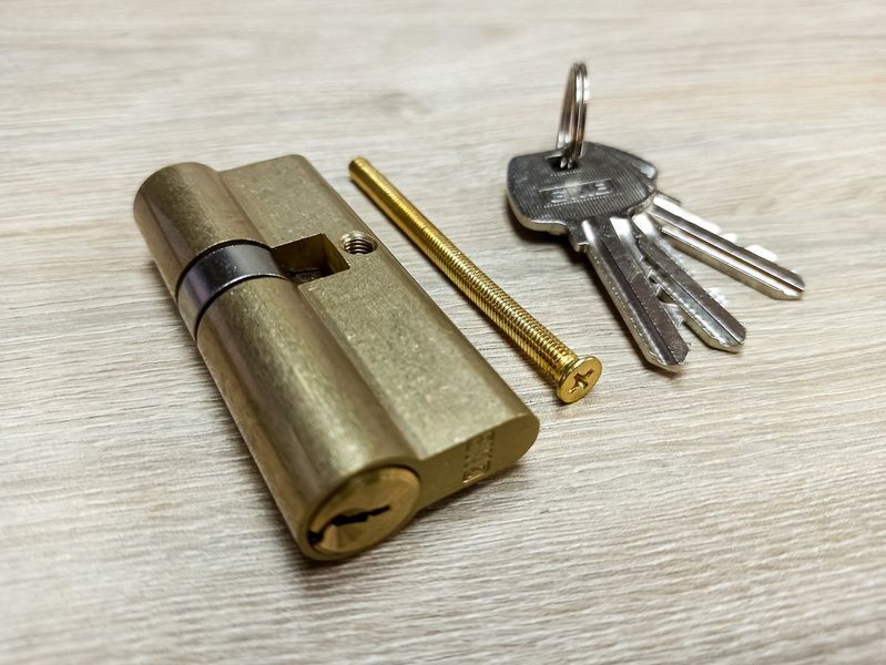 Циліндр/серцевина GMB 70mm M30/40 (Латунь) ключ/ключ 2353598480 фото